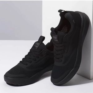 Vans Ultrarange Exo- Black/Black